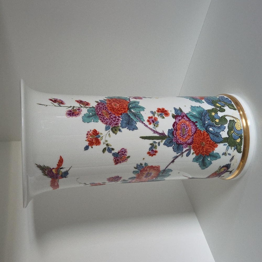 Lenox Saxony Vase | Smithsonian Collection
